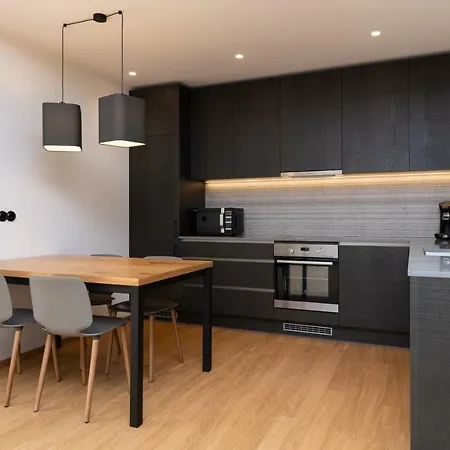 Apartahotel Suites - No Contact Check In 2*